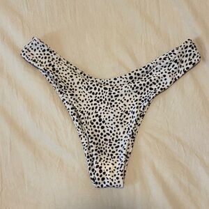 Zaful Black and White Leopard Bikini Bottom